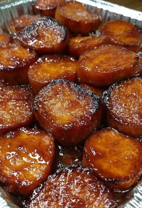 Easy Skillet Maple Glazed Pork Chops Quick Maple Pork Chop Dinner Best Weeknight Skillet Pork Chops How To Make Maple Glaz...