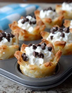 No-Bake Mini Cannoli Cups for parties and potlucks