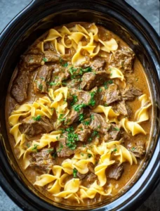 Slow Cooker Amish Creamy Beef and Noodles