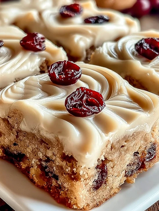 Oatmeal Raisin Cookie Bars