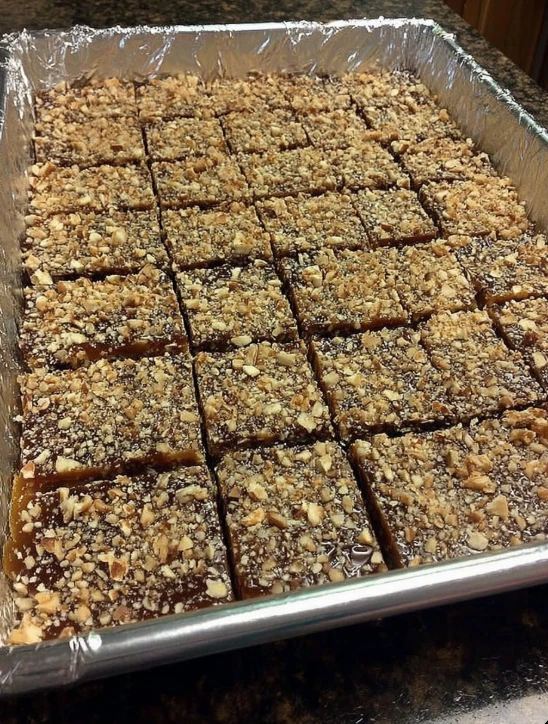 Best Toffee Ever - Super Easy