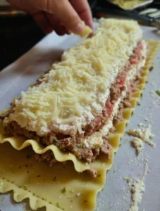 Cozy Grandma’s Lasagna Meatloaf