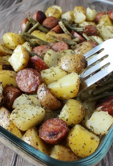 Easy Smoked Sausage Potato Bake Recipe Smoked Sausage And Potato Casserole Oven Best Cheese For Smoked Sausage Potato Bake...