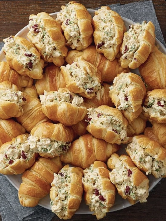 Grandma’s Cozy Chicken Salad Croissant Minis