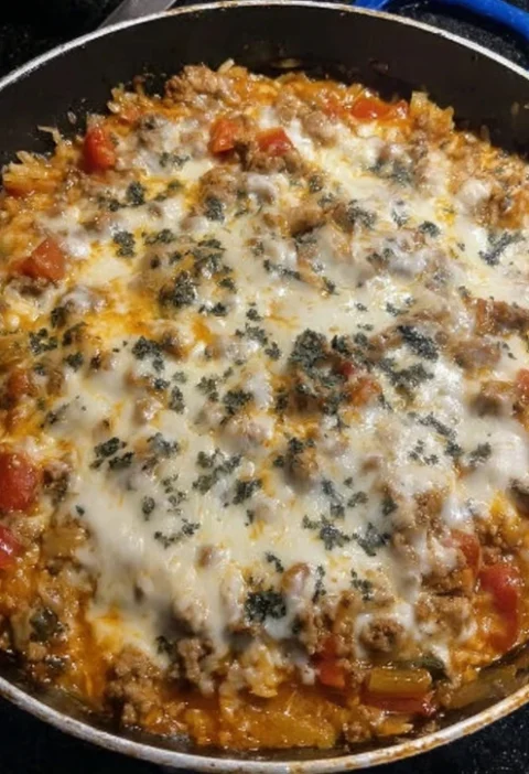 Keto Ground Beef And Peppers Skillet Recipe Low Carb Beef And Peppers Skillet Easy Keto Ground Beef Skillet Meal Healthy B...