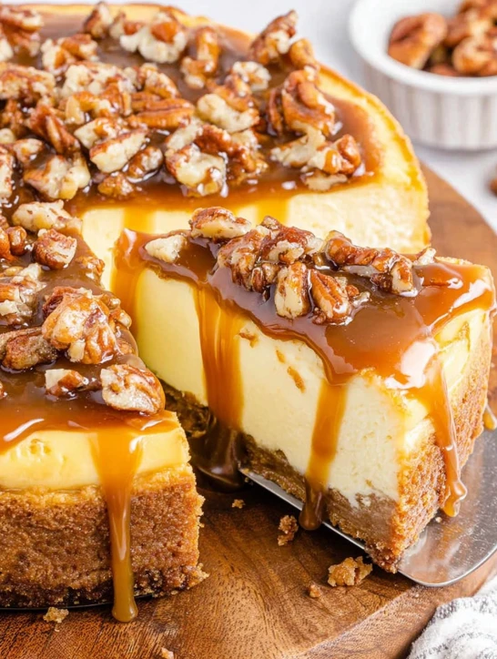 Oldfashioned Family Pecan Pie Cheesecake