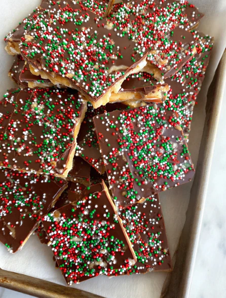 Old-Fashioned Farmhouse Christmas Crack Recipe