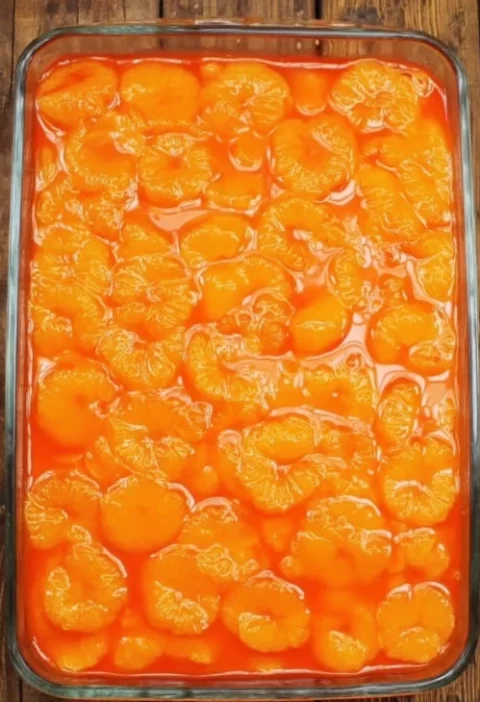 Oldfashioned Orange Pretzel Lasagna