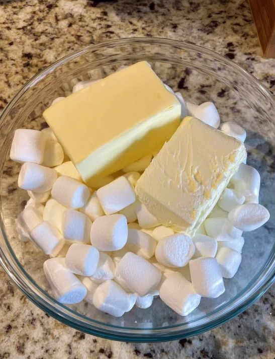 Retro Bakery Cookies & Cream Dream Bars