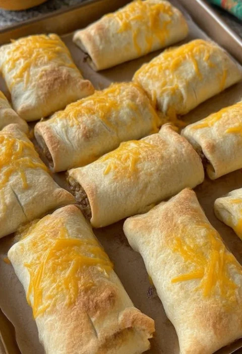 Cheesy Beef Taco Pockets