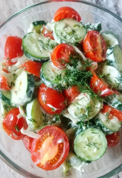 Creamy Cucumber Tomato Salad