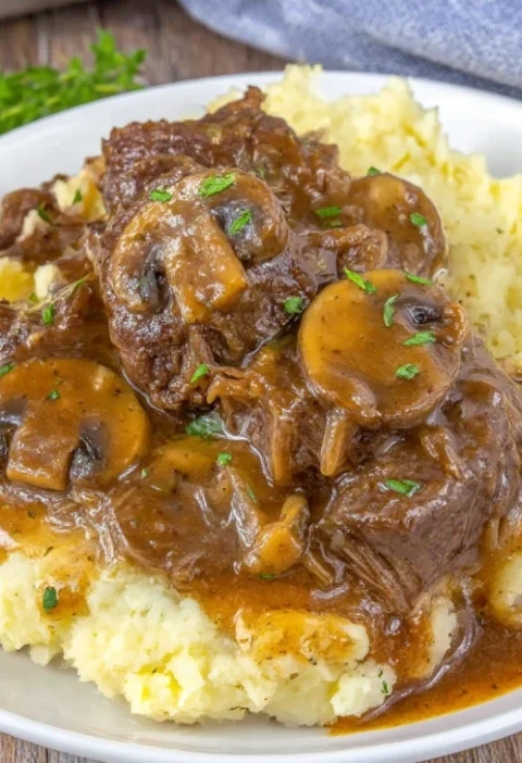 Melt Your Mouth Beef Tips Mushroom Gravy
