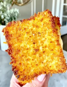 Mozzarella in Carrozza (Italian Fried Mozzarella Sandwiches)