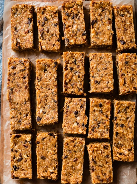 Old-Fashioned Family Graham Cracker Logs