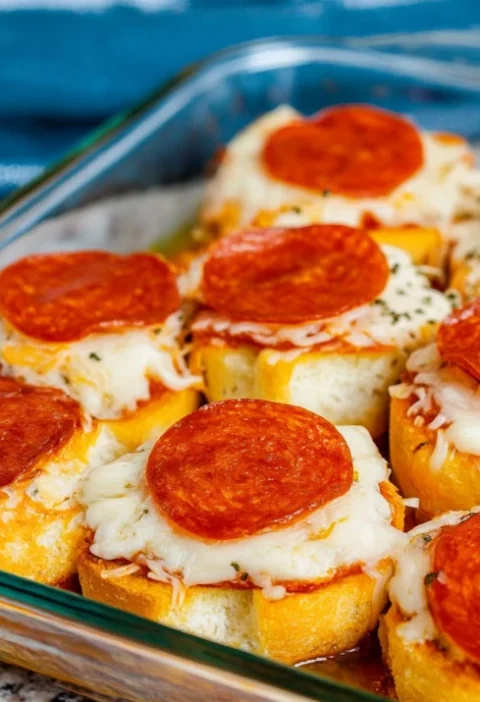Pepperoni Pizza Crackers
