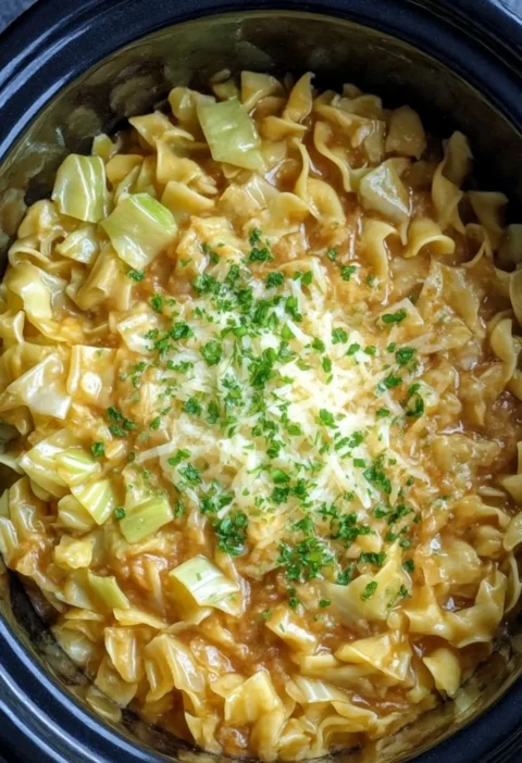 Slow Cooker Cabbage Noodles