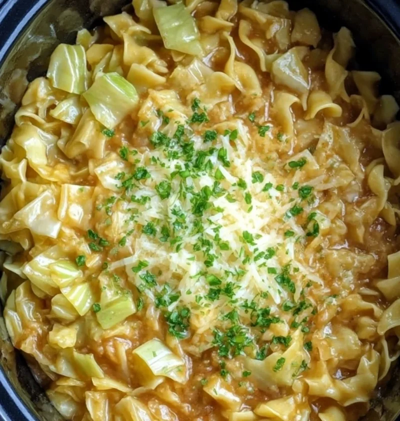 Slow Cooker Cabbage Noodles