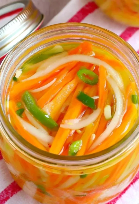Spicy Southern Pickled Carrots