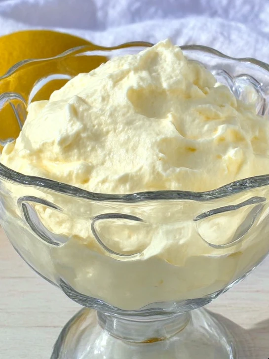 Warm Sundaystyle Lemon Syllabub