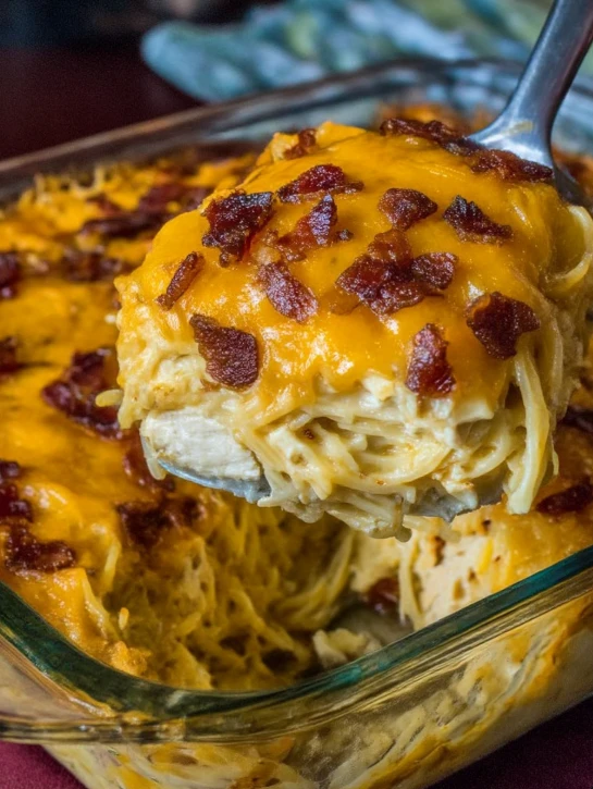 Cheesy Chicken Spaghetti Bake