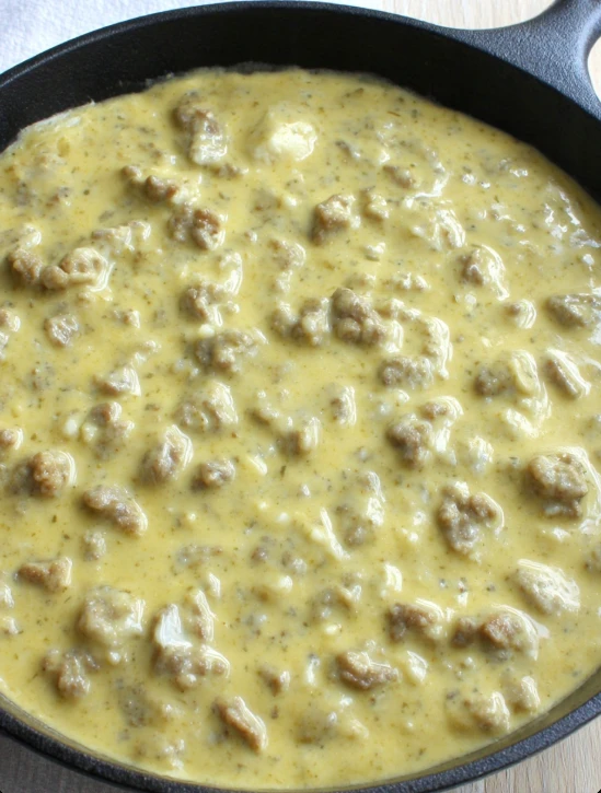 Classic Biscuits Gravy