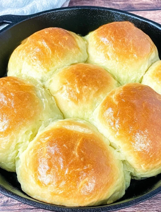 mother's refrigerator rolls
