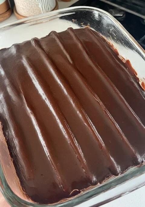 Oldfashioned Family Bumpy Cake