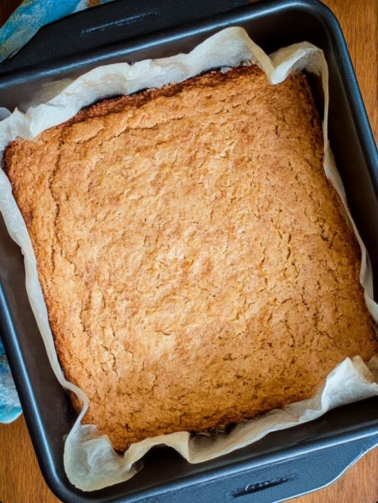 Oldfashioned Family Louise Cake