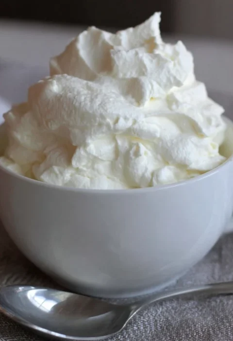 Oldfashioned Family Chantilly Cream