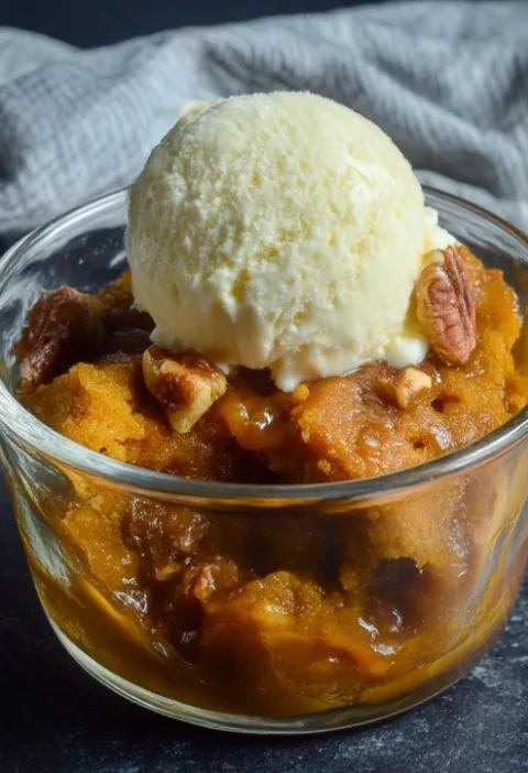 Pumpkin Pecan Cobbler