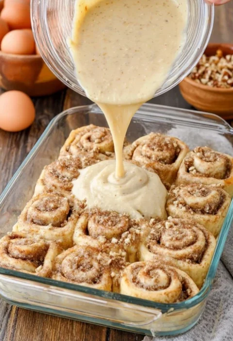 Sweet Blend King Cake Cinnamon Roll Casserole