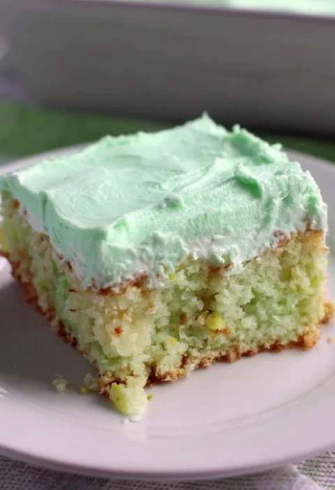 Pistachio Pineapple Cake