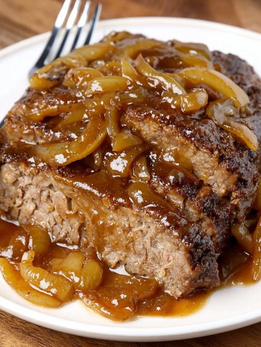 Slow Cooker 4-Ingredient Amish Onion Gravy Pork Roast