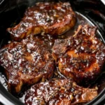 4-Ingredient Slow Cooker Strawberry Cheesecake Dip