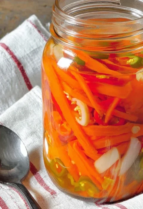 Spicy Southern Pickled Carrots