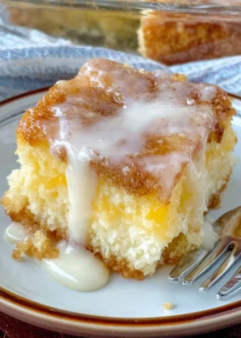 Cinnamon Roll Cake