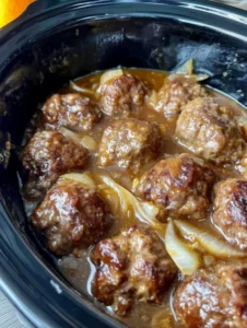 Meatballs in Gravy