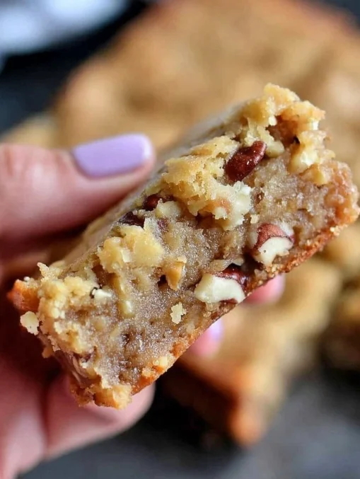 Pecan Blondies