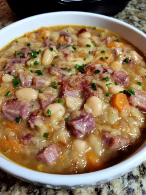Crockpot Navy Bean and Ham Soup