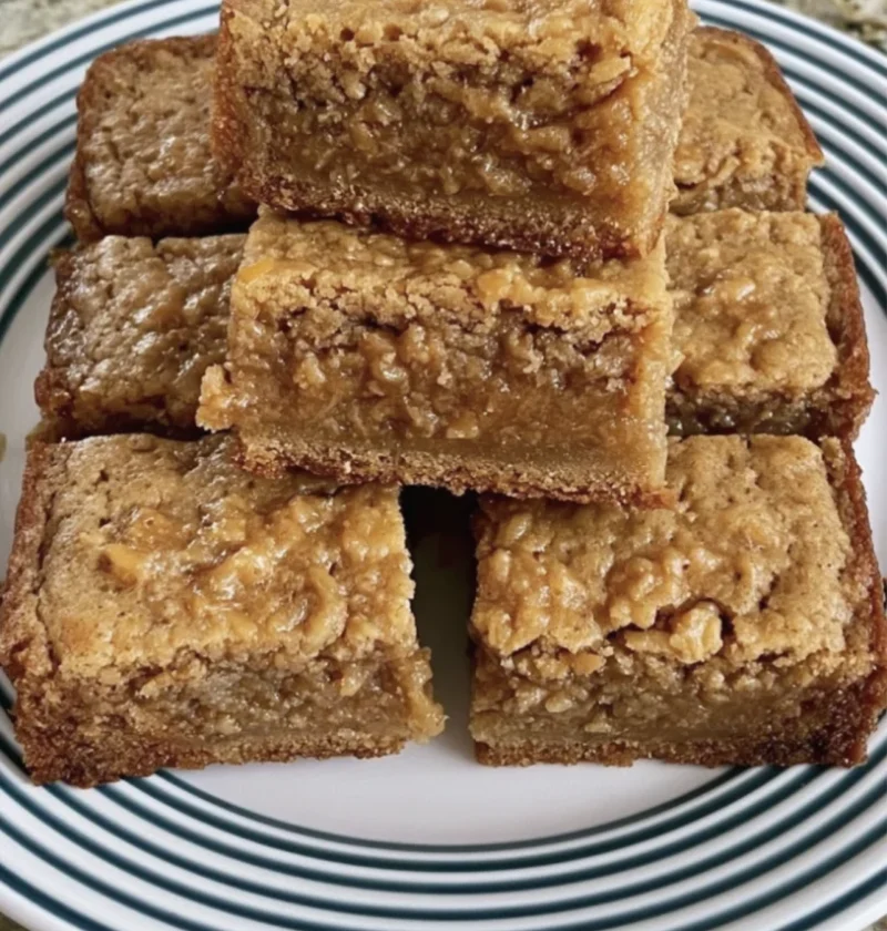 3-Ingredient Peanut Butter Blondies